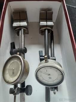 Číselníkový úchylkomer s magnetickým stojanom, - 2