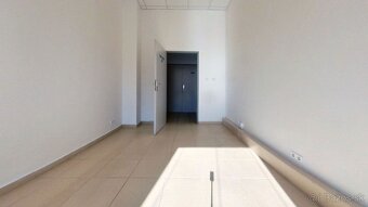 Na prenájom kancelária - Banská Bystrica/Robotnícka ulica - 2
