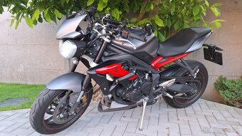 Triumph Street Triple 675 R - 2