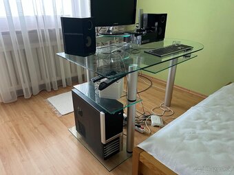 Kancelársky stôl a stolička - 2