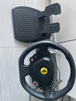Thrustmaster T80 Ferrari 488GTB volant - 2