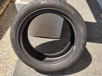 Pirelli 235/50 R19 - 2