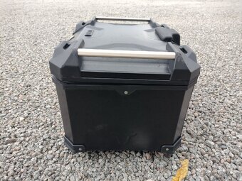 Predam 45 litrovy zadny box na moto - 2