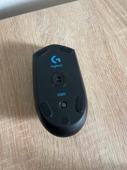 Predám myšku Logitech G305 - 2