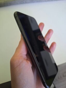 iPhone 11 Black 128GB - 2