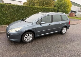 Peugeot 307 1,6 HDi Nová STK , 7 míst nafta manuál 80 kw - 2