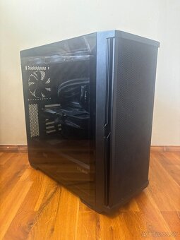 Predam pc + monitor - 2