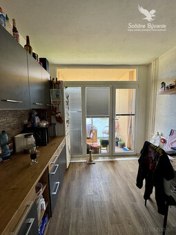 Predaj 3 izbový byt v Handlovej - 2