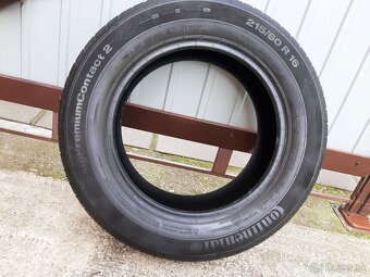 Pneu 215/60 R 16 - 2