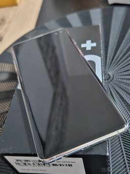 Predám Galaxy S10+ - 2