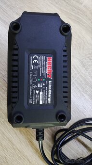 Nabíjačka HECHT - 2