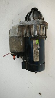 Mercedes Benz Vaneo - štartér - 2