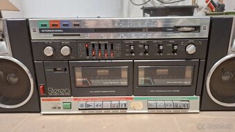 Retro rádiomagnetofón International 1941 - 2