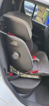 Autosedačka Britax Römer - 2