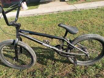 BMX befly whip - 2