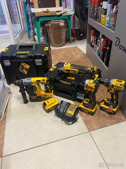 Dewalt - 2