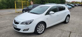 Opel Astra 1.7 CDTI Sport rok 2012 - 2