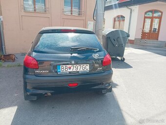 Peugeot 206,2002,1.1.b - 2