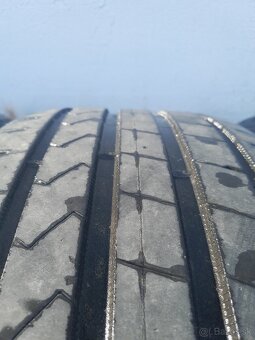 Predám gumy 205/55/r16 cena za kus. - 2