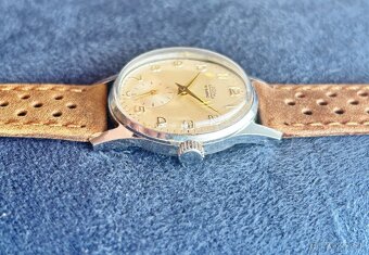 Československé mechanické vintage retro hodinky PRIM 50 - 2