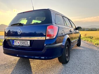 Opel Astra H - 2