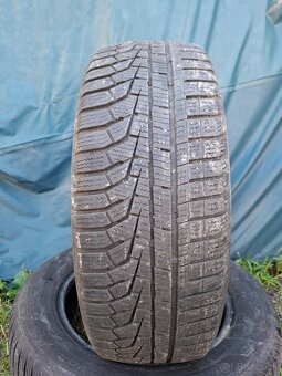 Ponúkam 2 zimné pneumatiky Hankook Ice 205/60 R16 - 2