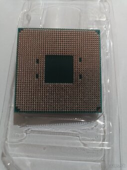 procesor AMD Ryzen 7 5700 - 2