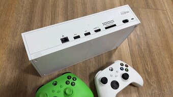 XBOX Series S - 2