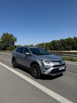 Toyota Rav4 2.5 Hybrid Trend AWD + winter paket(Odpočet DPH) - 2