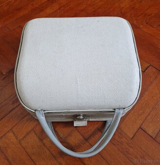 Kufrikový písací stroj Consul - 2