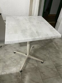Biele stoly - 2