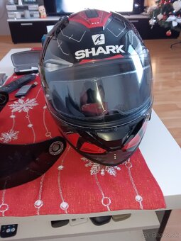 Integralna prilba - 2