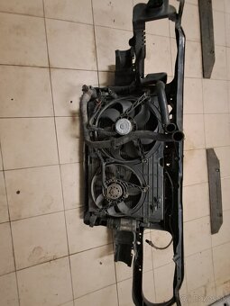 Predám stenu chladičov golf 4 - 2