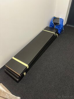 Predám Kallax policový regál - 2