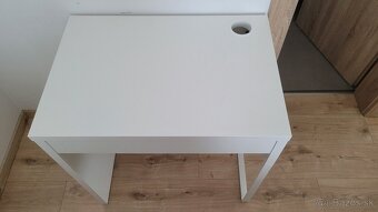 Ikea Micke v dobrom stave - 2