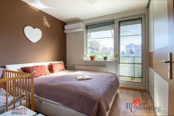 3 izbový byt v centre Nových Zámkov, 76 m2 - 2