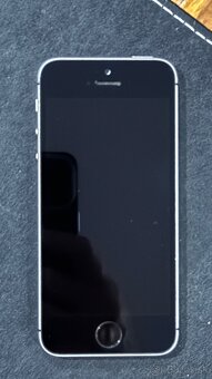 iPhone SE - 2