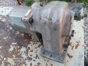 Pomocný náhon na Avia PTO - 2
