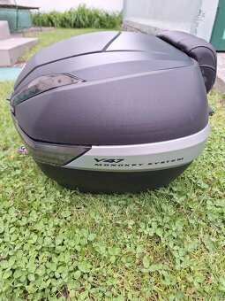 Kufor Givi V47. - 2