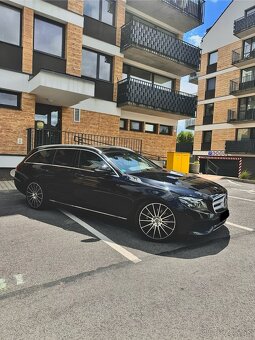 MERCEDES E 300D 4-MATIC W213 - 2