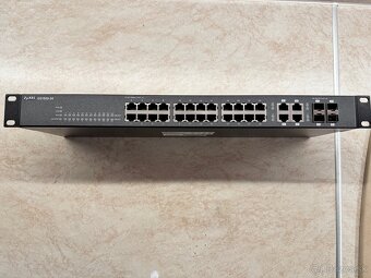 Switch 28 port Zyxel GS1920-24 - 2