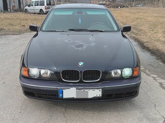 Predam predne svetla na BMW e39 Predfacelift Xenonft - 2