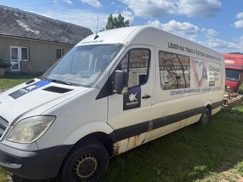 Predám na náhradné diely Mercedes-Benz Sprinter - 2