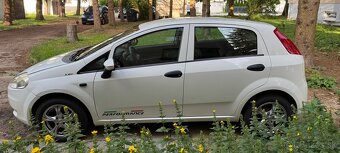Fiat Punto Grande - 2