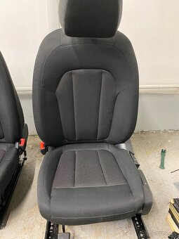 Sedačky + tapacire BMW g20, kompletne s airbagmi. Top stav. - 2