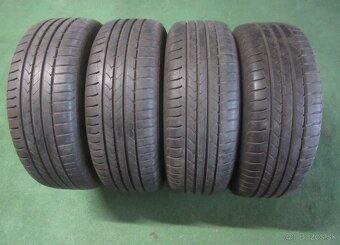 R16 letná sada ŠKODA KAROQ rozteč 5x112 215/60R16 GOODYEAR - 2