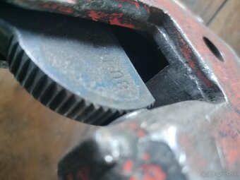 Svorka na dvíhanie plechov - 2