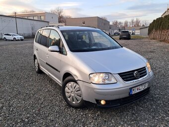 VW Touran 2.0 TDI DSG-automat 7 miestne - 2