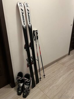 Lyže + lyžiarky + palice - 2