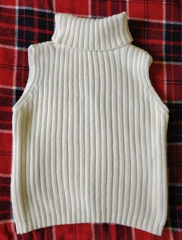 Dámska pletená vesta - 2